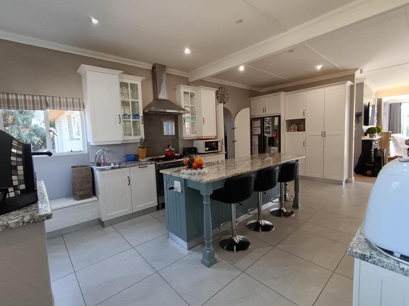 5 Bedroom Property for Sale in Bergsig Eastern Cape